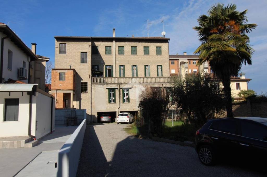 appartamento in vendita a Latisana