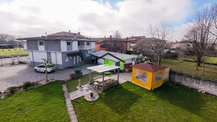 appartamento in vendita a Latisana in zona Crosere