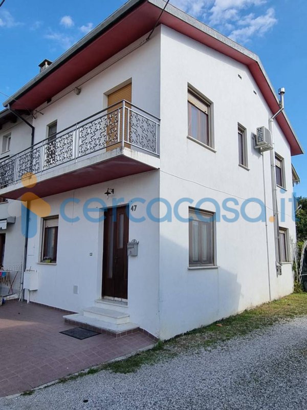 casa indipendente in vendita a Latisana in zona Latisanotta