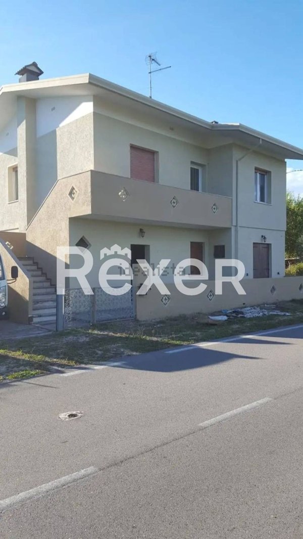 casa indipendente in vendita a Latisana