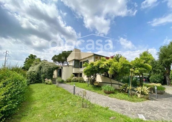 casa indipendente in vendita a Latisana