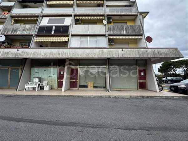 negozio in vendita a Latisana in zona Bevazzana