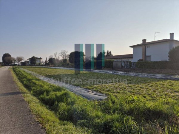 terreno agricolo in vendita a Latisana in zona Gorgo