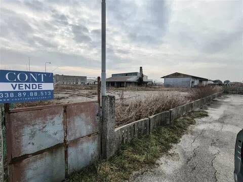 terreno in vendita a Latisana in zona Pertegada