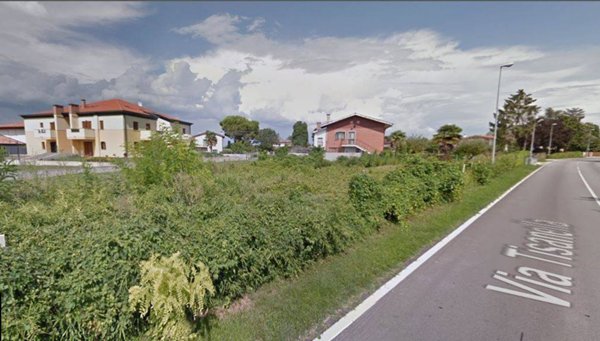 terreno edificabile in vendita a Latisana in zona Paludo
