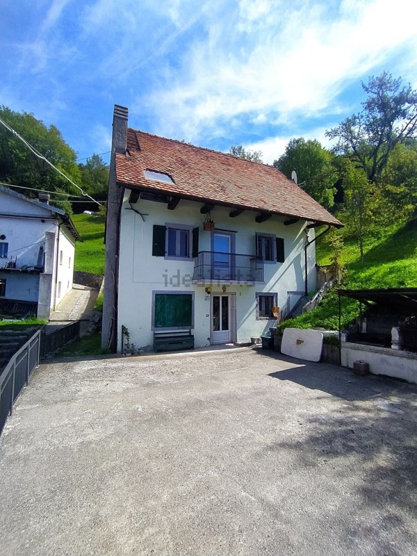 casa indipendente in vendita a Lauco