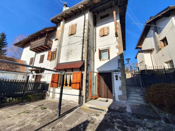 casa indipendente in vendita a Lauco