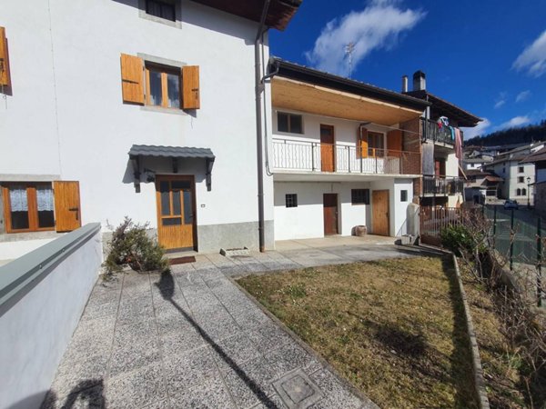 casa indipendente in vendita a Lauco