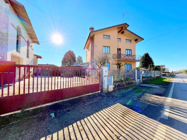 casa indipendente in vendita a Lestizza in zona Nespoledo