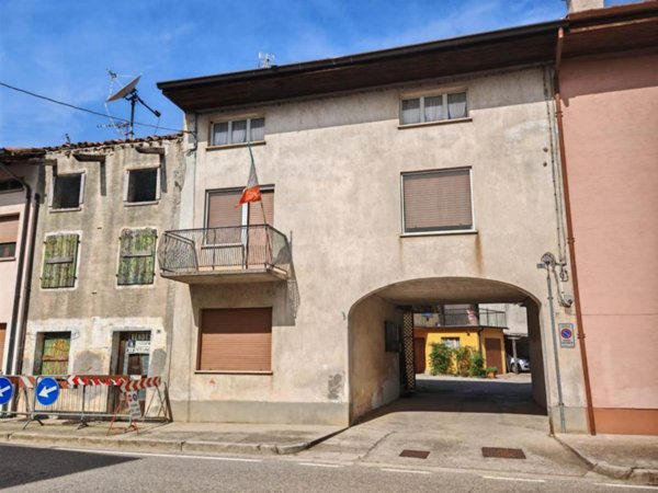casa indipendente in vendita a Lestizza in zona Santa Maria