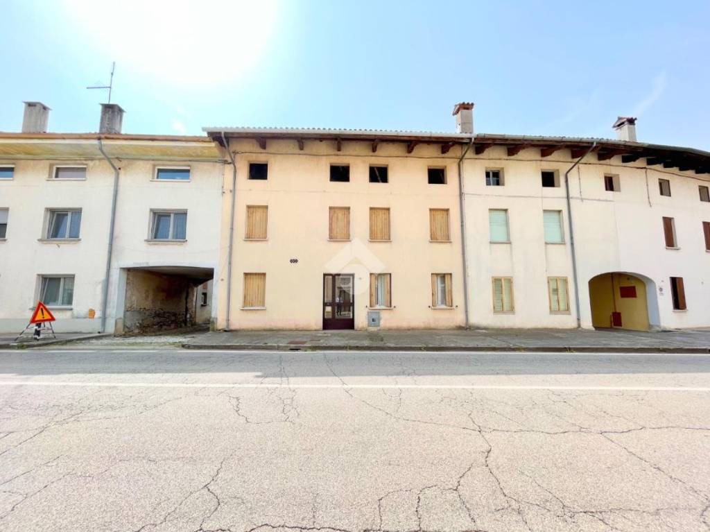 casa indipendente in vendita a Lestizza in zona Nespoledo