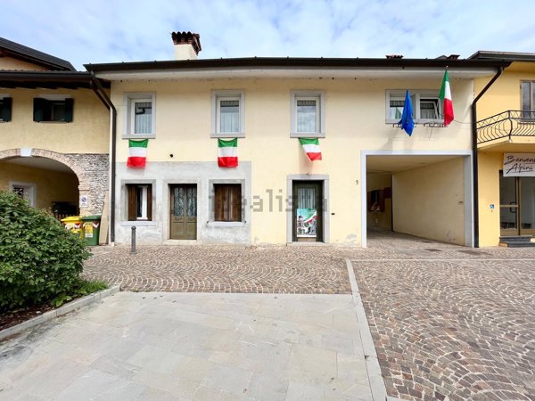 quadrivano in vendita a Lestizza in zona Nespoledo