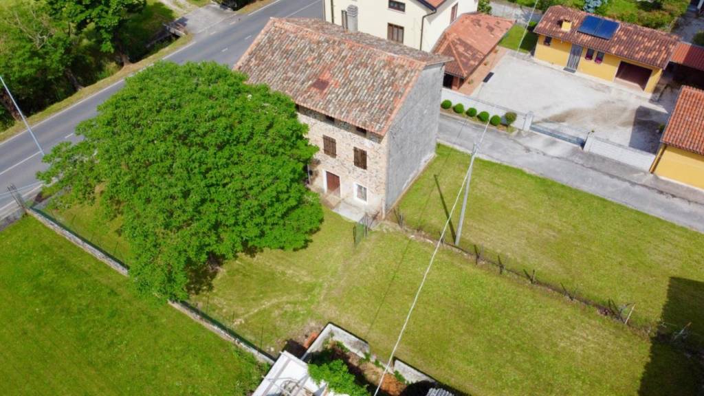 casa indipendente in vendita a Lestizza in zona Sclaunicco