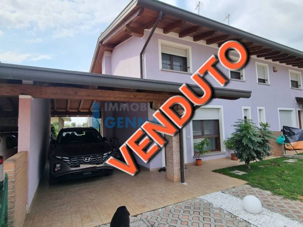 casa indipendente in vendita a Lestizza