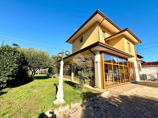 casa indipendente in vendita a Lestizza in zona Nespoledo