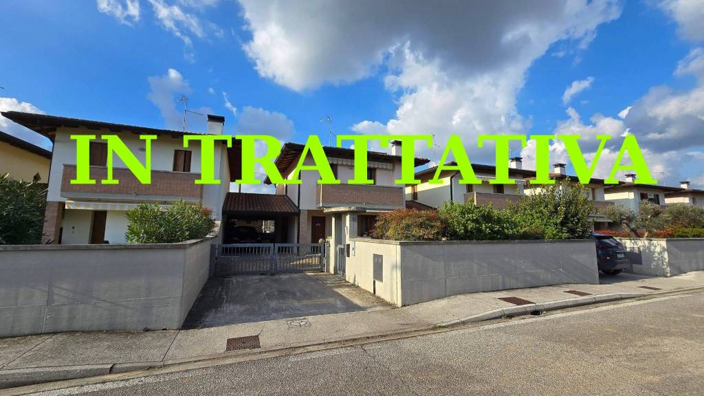 casa indipendente in vendita a Lestizza in zona Santa Maria