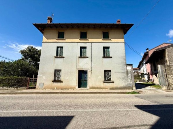 casa indipendente in vendita a Lestizza in zona Santa Maria