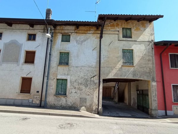 casa indipendente in vendita a Lestizza in zona Galleriano