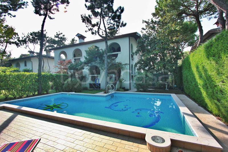 casa indipendente in vendita a Lignano Sabbiadoro