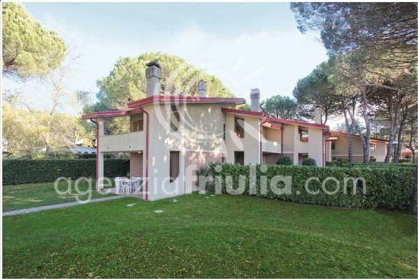 casa indipendente in vendita a Lignano Sabbiadoro in zona Riviera