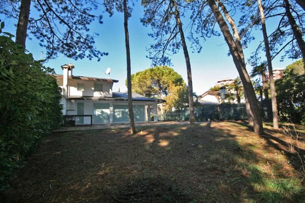 casa indipendente in vendita a Lignano Sabbiadoro in zona Pineta