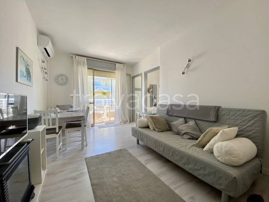 appartamento in vendita a Lignano Sabbiadoro in zona Riviera