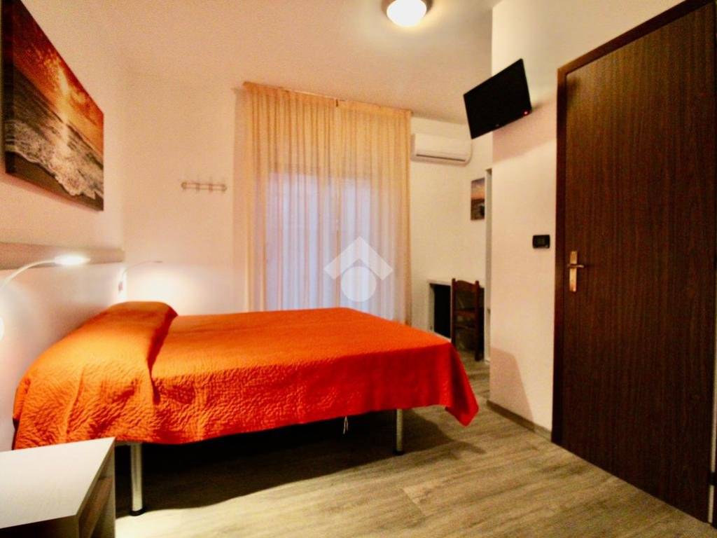 intera palazzina in vendita a Lignano Sabbiadoro