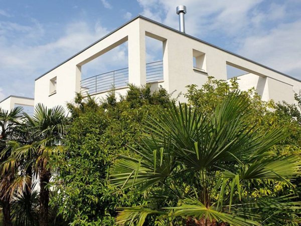 casa indipendente in vendita a Lignano Sabbiadoro in zona Pineta