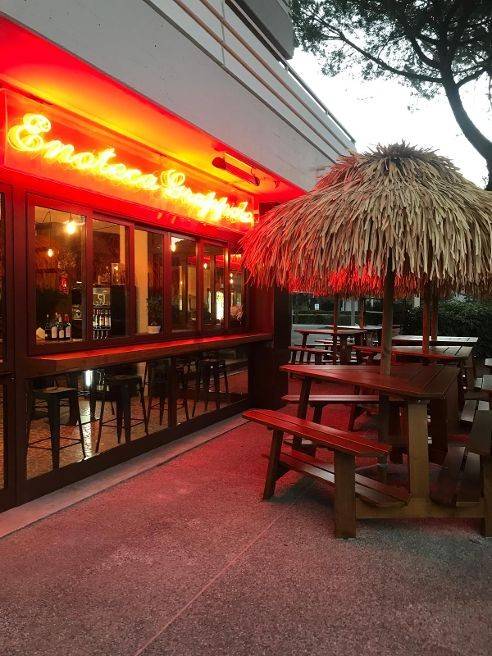 negozio in vendita a Lignano Sabbiadoro in zona Pineta