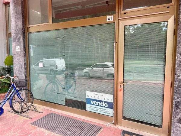 negozio in vendita a Lignano Sabbiadoro