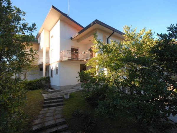 casa indipendente in vendita a Lignano Sabbiadoro in zona Pineta