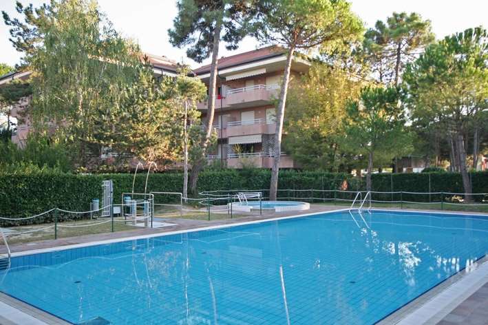 appartamento in vendita a Lignano Sabbiadoro in zona Pineta