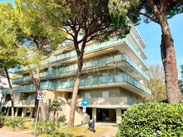 appartamento in vendita a Lignano Sabbiadoro in zona Pineta
