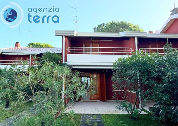 casa indipendente in vendita a Lignano Sabbiadoro in zona Pineta