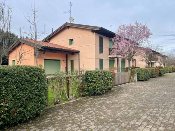 casa indipendente in vendita a Lignano Sabbiadoro
