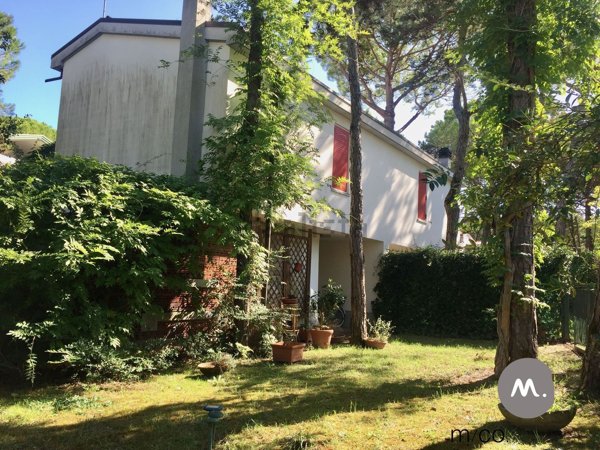 casa indipendente in vendita a Lignano Sabbiadoro in zona Riviera