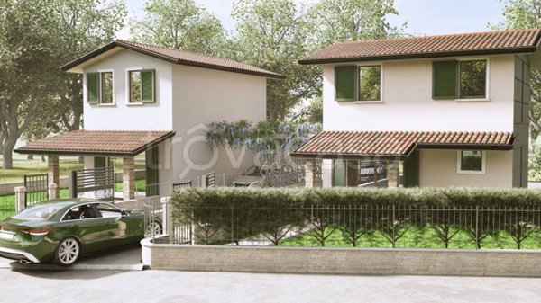 casa indipendente in vendita a Lignano Sabbiadoro in zona Pineta