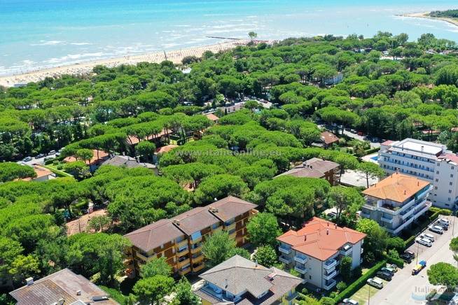intera palazzina in vendita a Lignano Sabbiadoro
