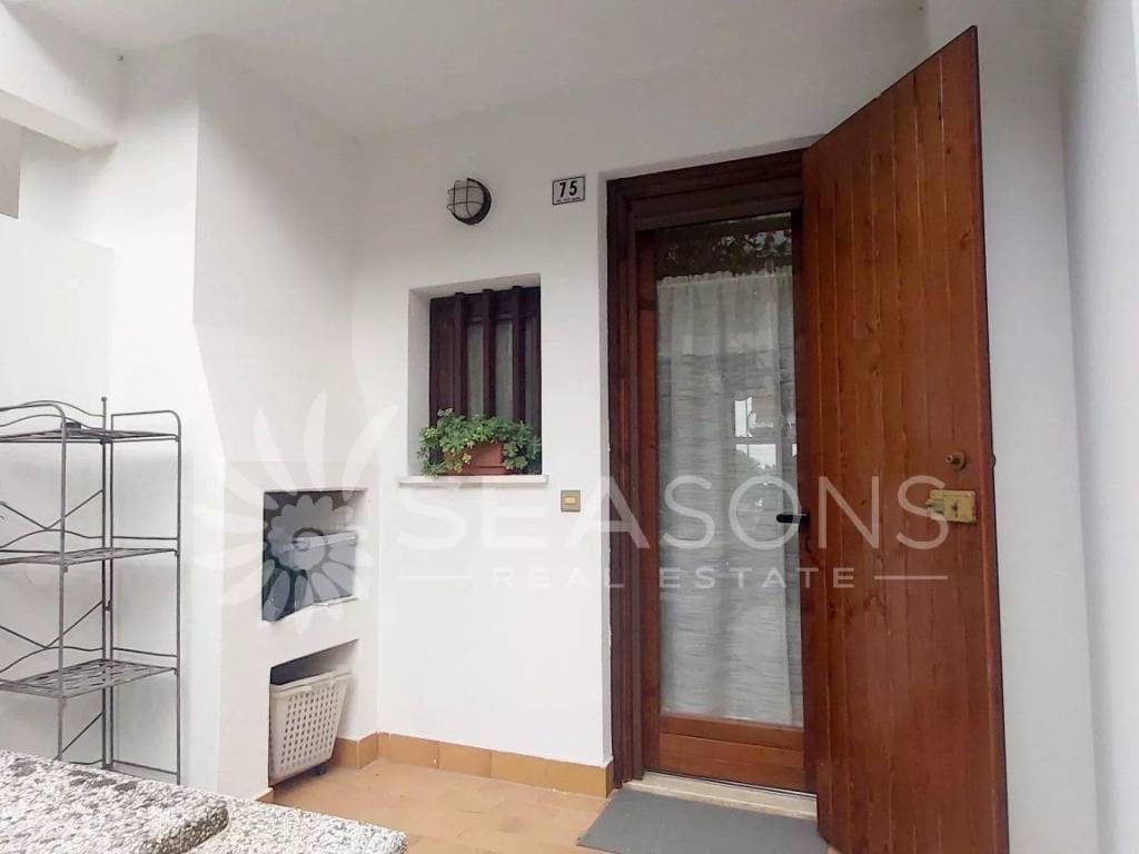 casa indipendente in vendita a Lignano Sabbiadoro in zona Pineta