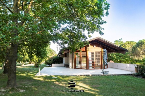casa indipendente in vendita a Lignano Sabbiadoro