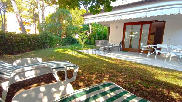 casa indipendente in vendita a Lignano Sabbiadoro in zona Pineta