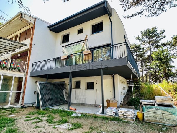 casa indipendente in vendita a Lignano Sabbiadoro in zona Pineta