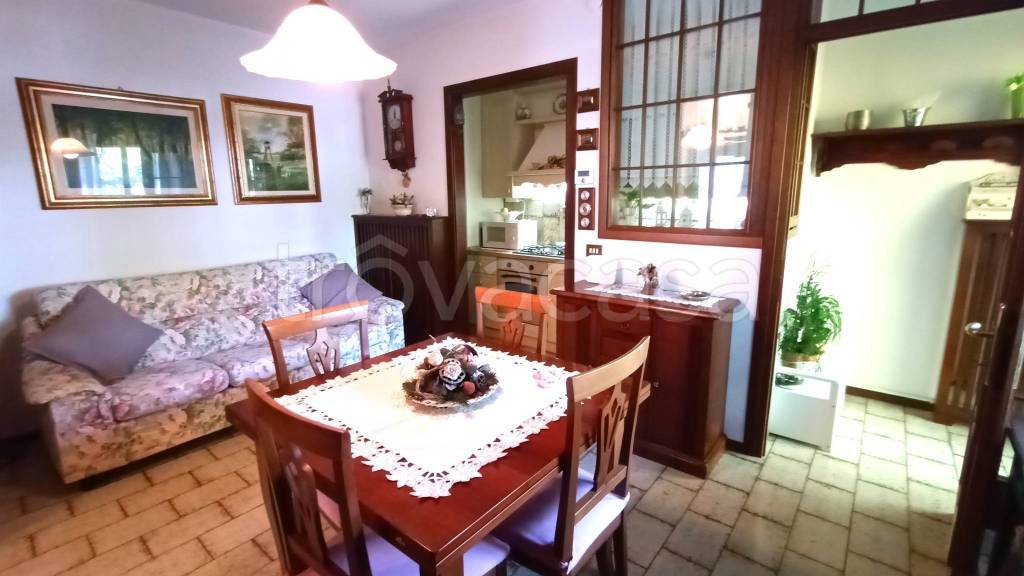 appartamento in vendita a Lignano Sabbiadoro in zona Pineta