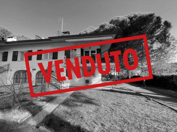 casa indipendente in vendita a Lignano Sabbiadoro