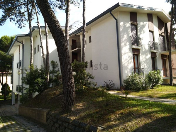 appartamento in vendita a Lignano Sabbiadoro in zona Pineta