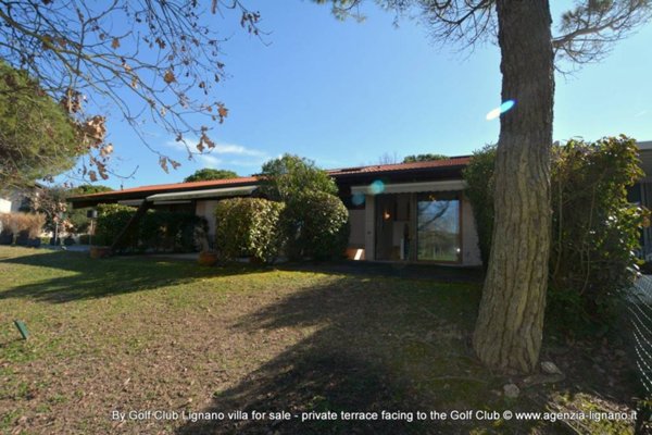 casa indipendente in vendita a Lignano Sabbiadoro in zona Riviera