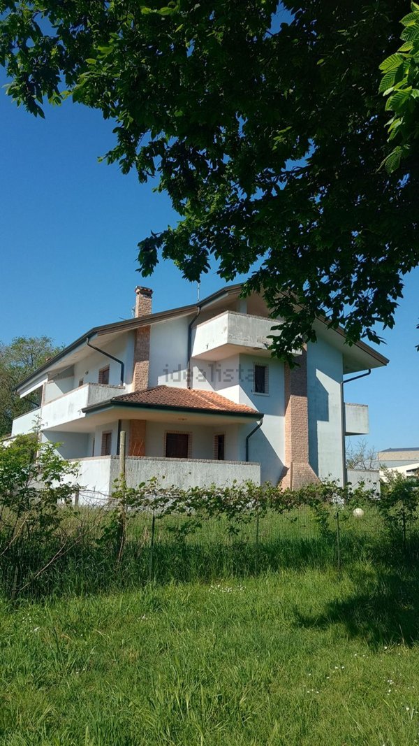 casa indipendente in vendita a Lignano Sabbiadoro