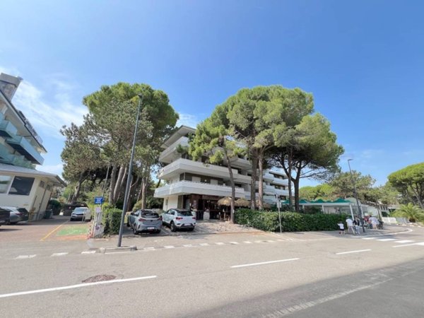appartamento in vendita a Lignano Sabbiadoro in zona Riviera