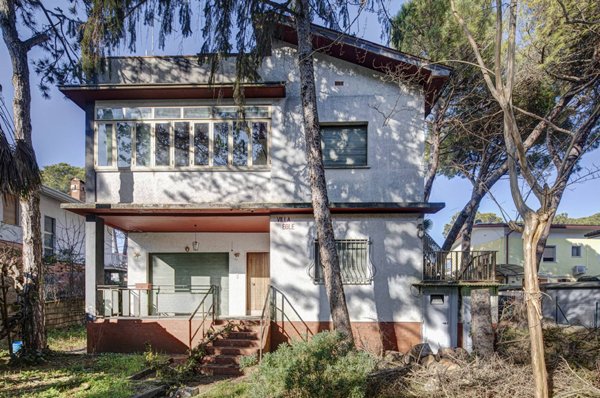 casa indipendente in vendita a Lignano Sabbiadoro in zona Pineta