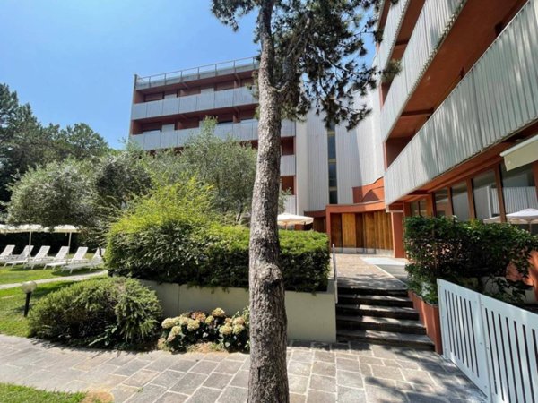 appartamento in vendita a Lignano Sabbiadoro in zona Pineta